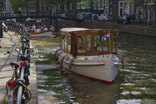 070429 Amsterdam Sunday of Orange 107a